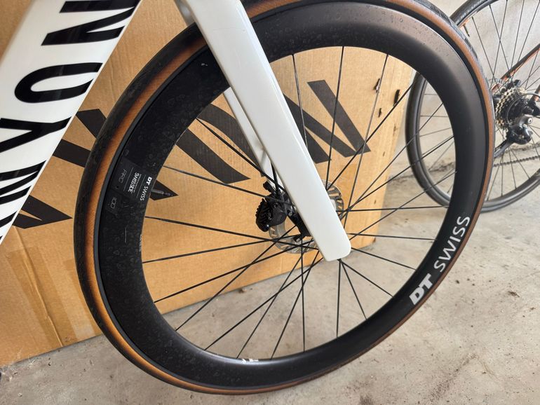 Brugt Canyon Aeroad CF SLX 8 Di2 2025 2025 Road & Gravel — billede 8 af 9