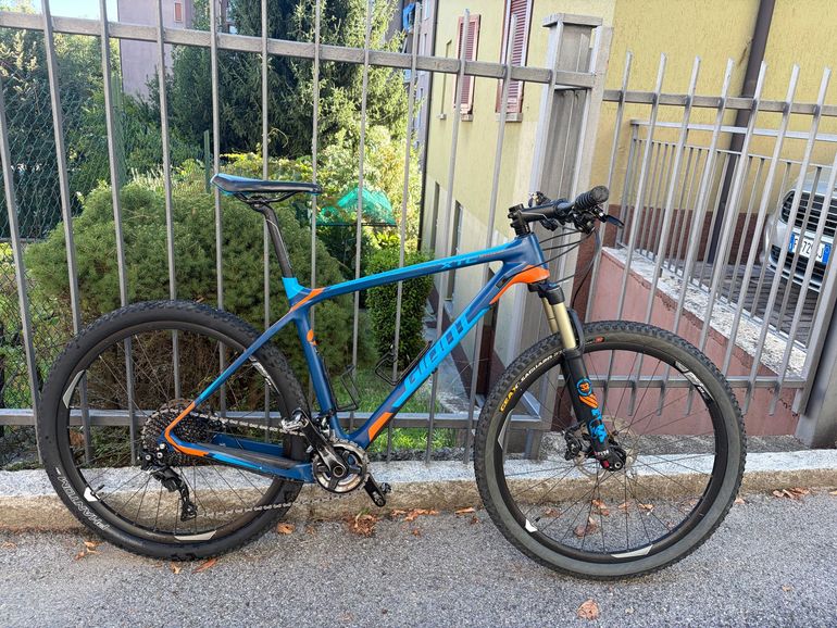 Used Giant XTC Advanced 27.5 1 2016 2016 Mountainbike, Blue, 27.5 — image 2 of 8