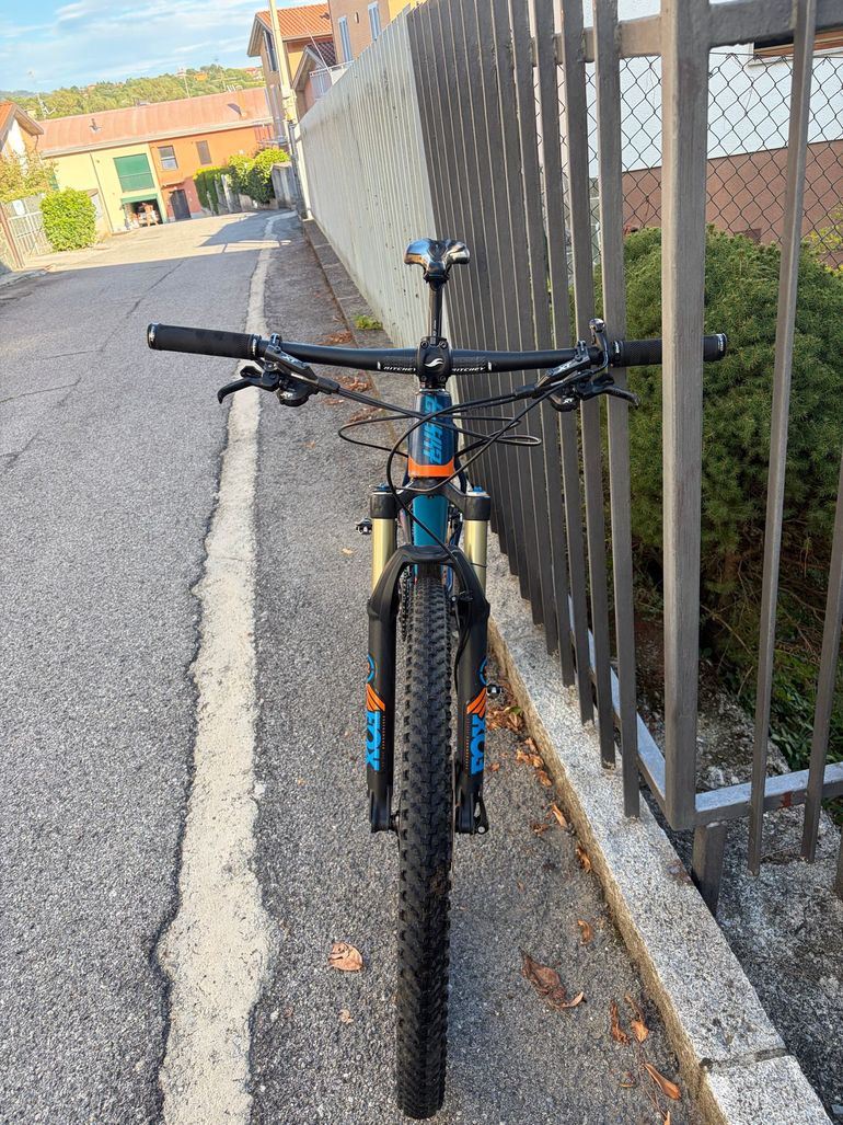 Used Giant XTC Advanced 27.5 1 2016 2016 Mountainbike, Blue, 27.5 — image 4 of 8