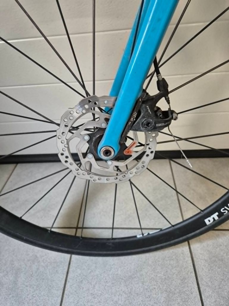 CUBE ATTAIN RACE 2021 2021 Road & Gravel de segunda mano, Azul — imagen 4 de 7