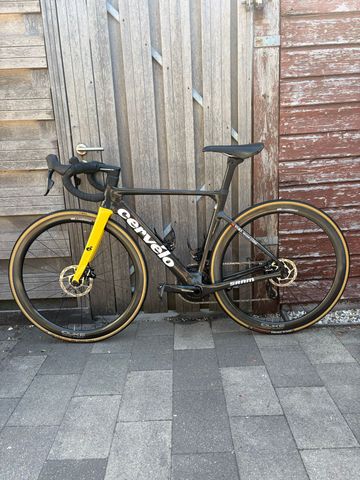 Used Cervélo Soloist SRAM Force eTap AXS 2024 Road & Gravel, Black — image 9 of 20