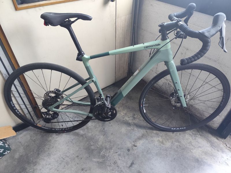 Używany Cannondale Topstone Carbon 2 AXS SmartSense 2026 2026 Road & Gravel