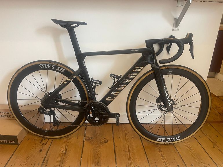 Used Canyon Aeroad CFR Di2 2026 2026 Road & Gravel, Black — image 1 of 12