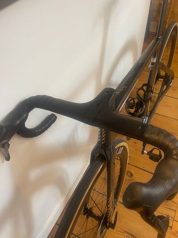 Used Canyon Aeroad CFR Di2 2026 2026 Road & Gravel, Black — image 12 of 12