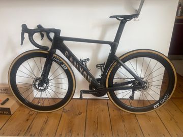 Used Canyon Aeroad CFR Di2 2026 2026 Road & Gravel, Black — image 2 of 12