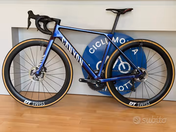 Used Canyon Ultimate CFR Di2 2023 2023 Road & Gravel, Blue — image 2 of 2