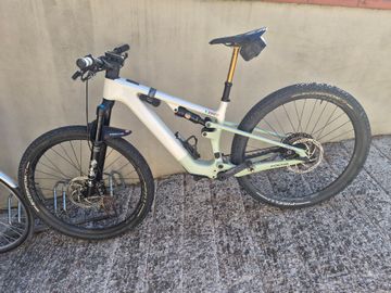 Brugt Focus VAM² SL 9.8 2024 2024 Mountainbike — billede 1 af 6