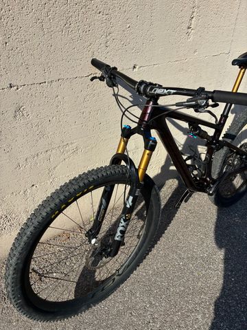 Specialized Epic EVO Pro 2022 2022 Mountainbike d'occasion — image 5 sur 11