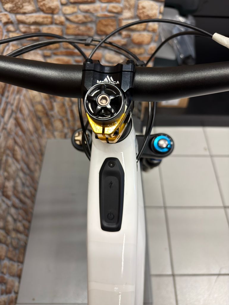 Gebrauchtes Specialized Turbo Levo Comp 2021 2021 Mountainbike, Weiß — Bild 7 von 13