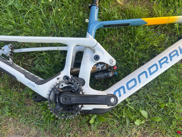 Used Mondraker NEAT RR 2024 Frameset 2024 Mountainbike, White, 29 — image 2 of 5