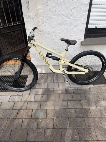 Used Canyon Torque 6 2025 2025 Mountainbike, Orange, 29, 27.5 — image 2 of 11