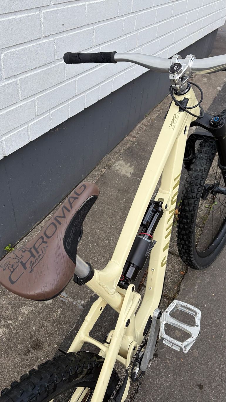 Used Canyon Torque 6 2025 2025 Mountainbike, Orange, 29, 27.5 — image 8 of 11