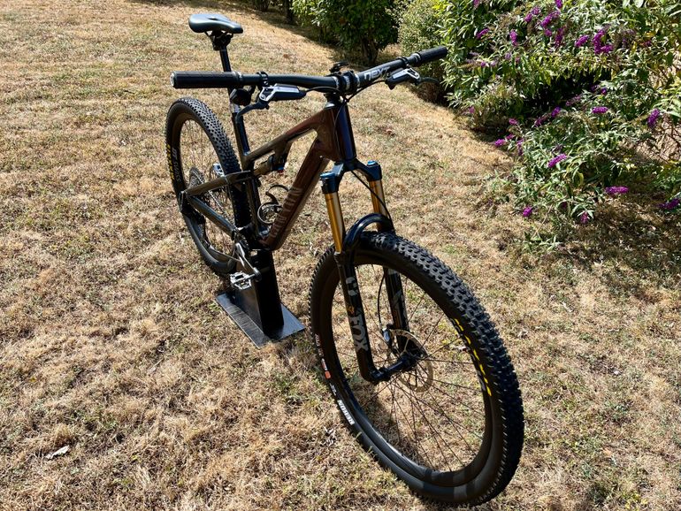 Used Canyon Neuron CF LTD 2024 2024 Mountainbike, Black, 27.5, 29 — image 2 of 4