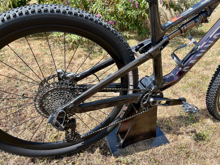 Used Canyon Neuron CF LTD 2024 2024 Mountainbike, Black, 27.5, 29 — image 4 of 4
