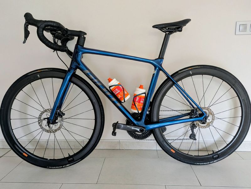 Käytetty Giant TCR Advanced, Pro Disc 0 2021 2021 Road & Gravel