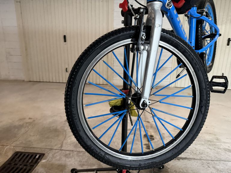 Used Trek Wahoo 20 2023 2023 Youth, Blue — image 2 of 4