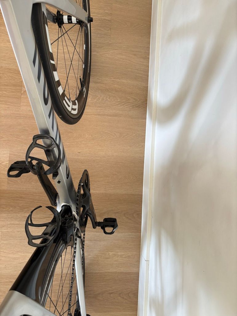 Použité Canyon Aeroad SRAM Red eTap AXS 2018 Road & Gravel — obrázek 9 z 19