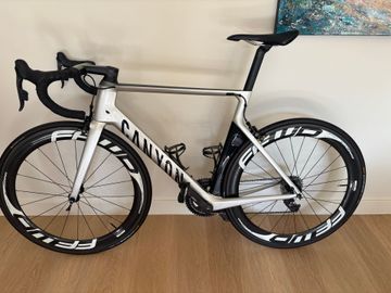 Použité Canyon Aeroad SRAM Red eTap AXS 2018 Road & Gravel — obrázek 2 z 19