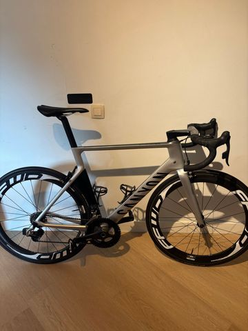 Použité Canyon Aeroad SRAM Red eTap AXS 2018 Road & Gravel — obrázek 19 z 19