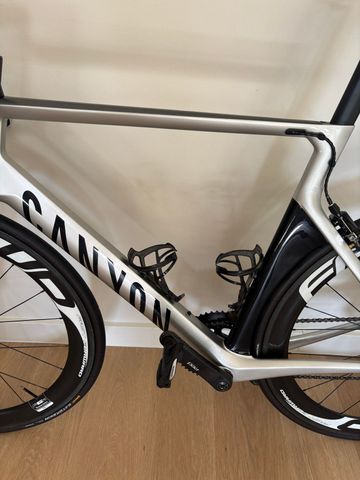 Použité Canyon Aeroad SRAM Red eTap AXS 2018 Road & Gravel — obrázek 5 z 19