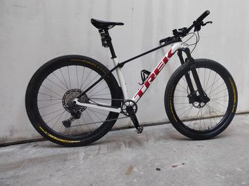Käytetty Trek Procaliber 9.8 2021 2021 Mountainbike — kuva 1 / 9