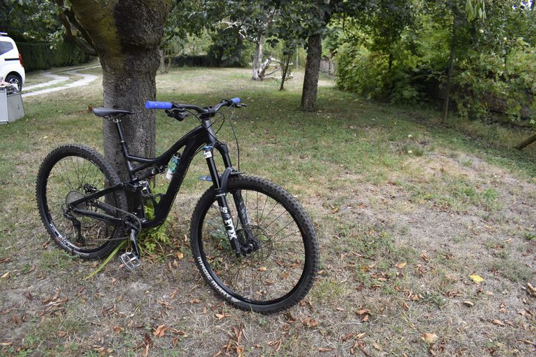 Gebrauchtes Specialized Stumpjumper FSR Comp 29 2014 2014 Mountainbike, Schwarz — Bild 7 von 9