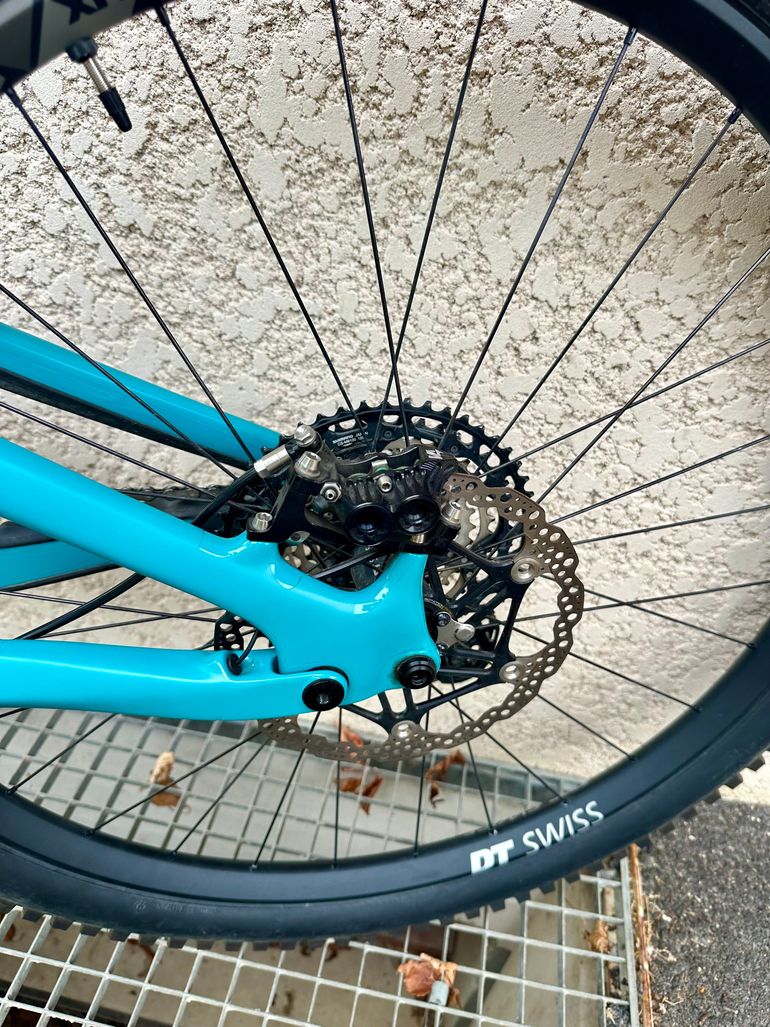 Used Yeti 160E T1 2023 2023 Mountainbike, Blue, 29 — image 10 of 16