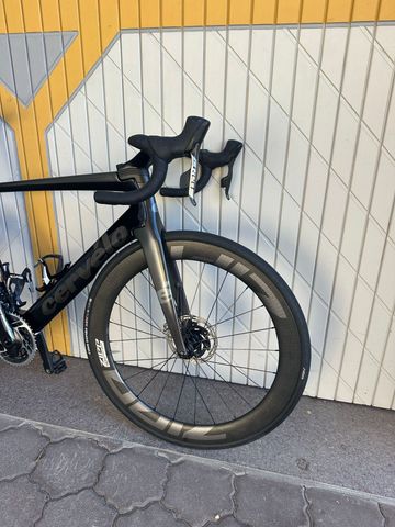 Brugt Cervélo S5 SRAM Red eTap AXS 2022 Road & Gravel — billede 7 af 9