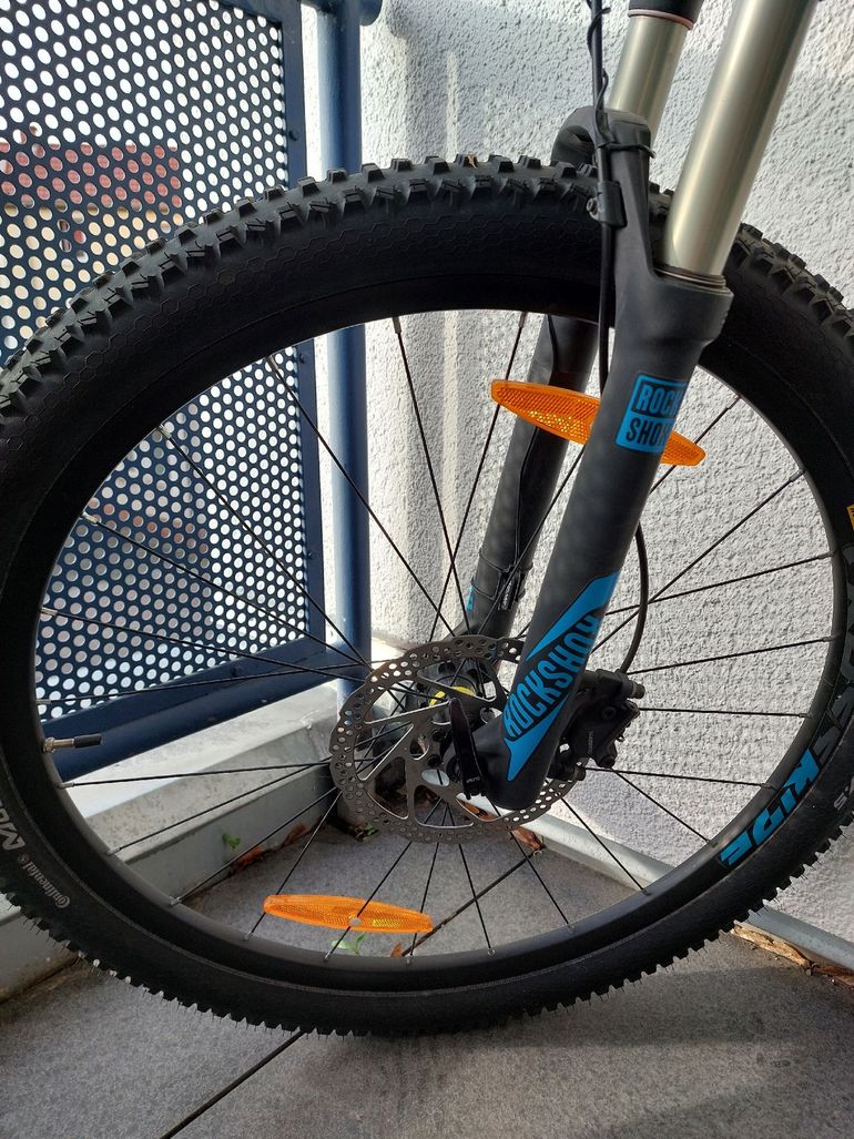 Used Canyon Custom Shimano Deore XT 2017 Mountainbike, Blue — image 5 of 7