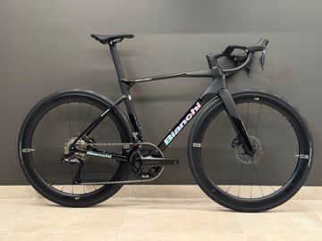 Použité Bianchi Specialissima 2026 2026 Road & Gravel — obrázek 1 z 7