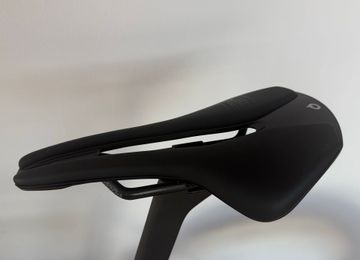 Used Canyon Aeroad CFR Di2 2025 2025 Road & Gravel, Black — image 6 of 6