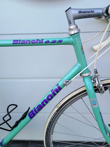 Used Bianchi Custom Shimano 105 1995 Road & Gravel, Green — image 2 of 18