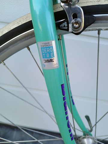 Used Bianchi Custom Shimano 105 1995 Road & Gravel, Green — image 5 of 18