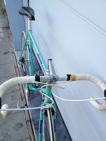 Used Bianchi Custom Shimano 105 1995 Road & Gravel, Green — image 12 of 18