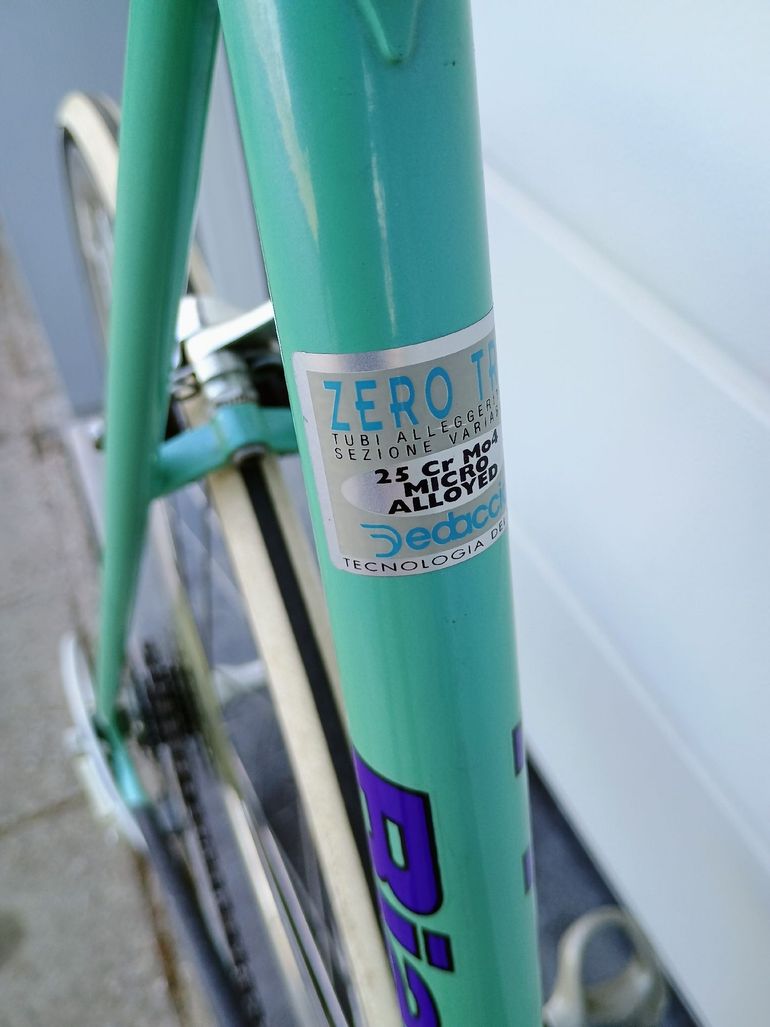Used Bianchi Custom Shimano 105 1995 Road & Gravel, Green — image 11 of 18