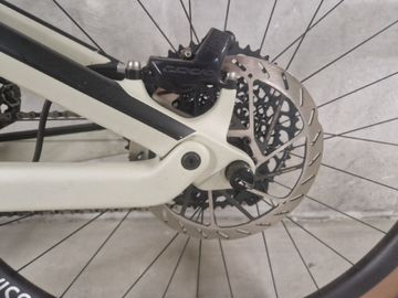 Used Canyon Neuron CF 9 SL 2022 2022 Mountainbike, Black, 27.5, 29 — image 6 of 8