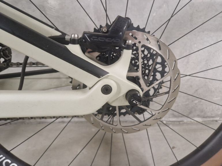 Used Canyon Neuron CF 9 SL 2022 2022 Mountainbike, Black, 27.5, 29 — image 6 of 8