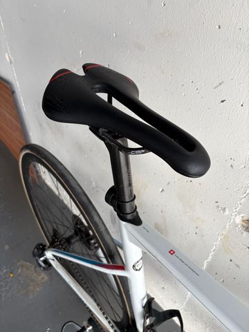 Použité BMC roadmachine 01 2017 2017 Road & Gravel — obrázek 4 z 5