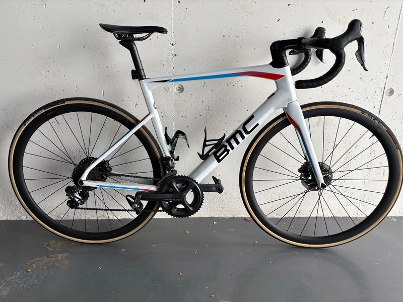 BMC roadmachine 01 2017 2017 Road & Gravel d'occasion