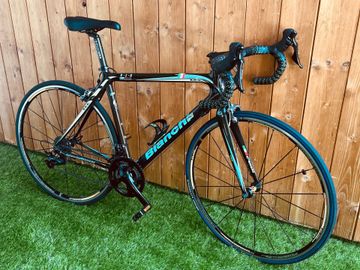 Used Bianchi 928 Shimano Ultegra 2009 Road & Gravel, Black — image 5 of 11