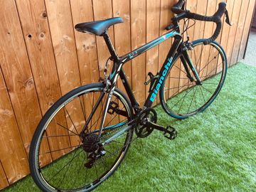 Used Bianchi 928 Shimano Ultegra 2009 Road & Gravel, Black — image 2 of 11