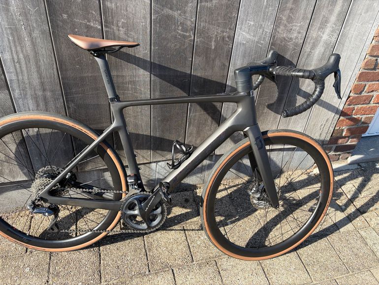 Used Scott Addict eRIDE 10 2022 2022 Road & Gravel, Black — image 2 of 6