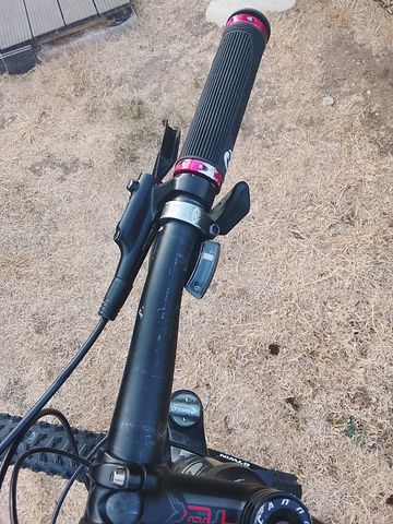 Použité Cannondale Trail 5 2017 2017 Mountainbike — obrázek 18 z 22
