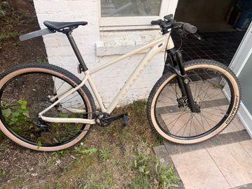 Gebrauchtes ROCKRIDER Touring Mountain Bike Shimano Deore XT 2026 Mountainbike, Hellgrau — Bild 2 von 5