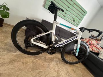 Used Merida REACTO 6000 2025 2025 Road & Gravel, White — image 11 of 15