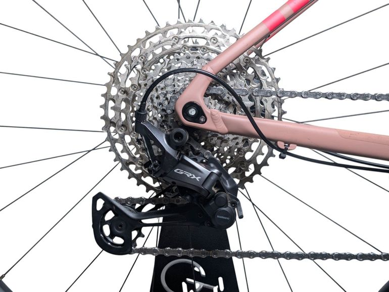 CUBE NUROAD, EX 2025 2025 Road & Gravel usato, Rosso — immagine 5 di 13