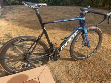 Brugt Giant Propel Advanced SL 0 2024 2024 Road & Gravel — billede 1 af 8