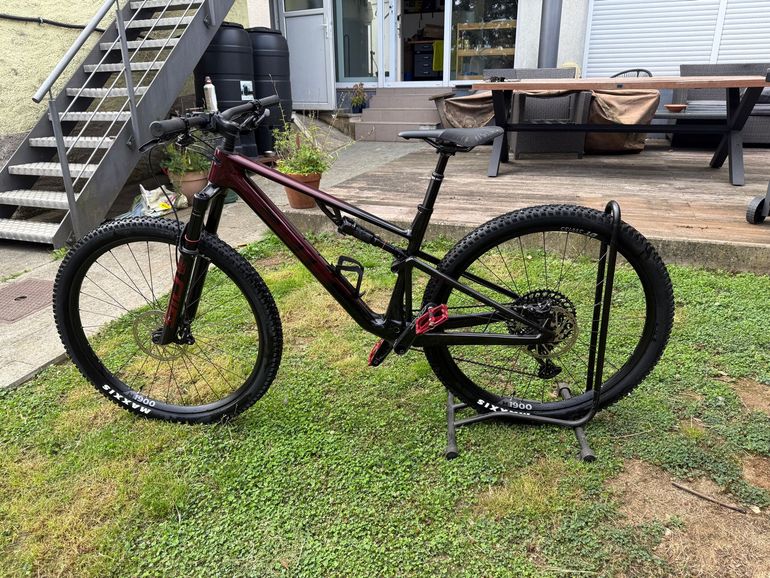 Used BMC Fourstroke LT ONE 2024 2024 Mountainbike, Red, 29 — image 2 of 23