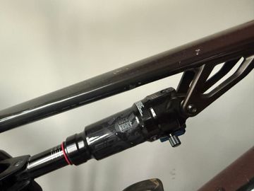 Použité BMC Fourstroke LT ONE 2024 2024 Mountainbike — obrázek 8 z 12
