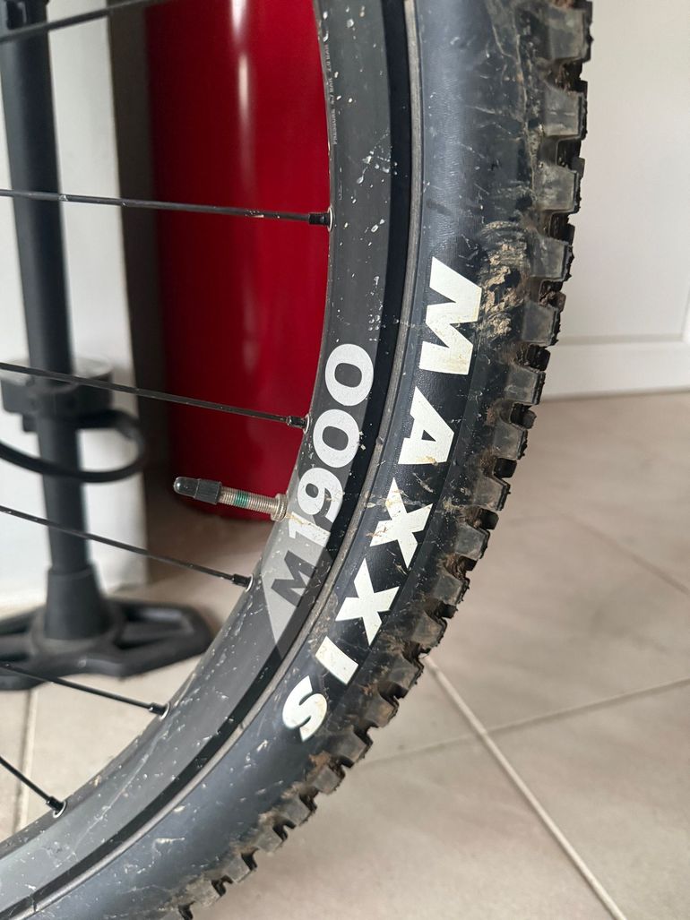 Použité BMC Fourstroke LT ONE 2024 2024 Mountainbike — obrázek 3 z 12
